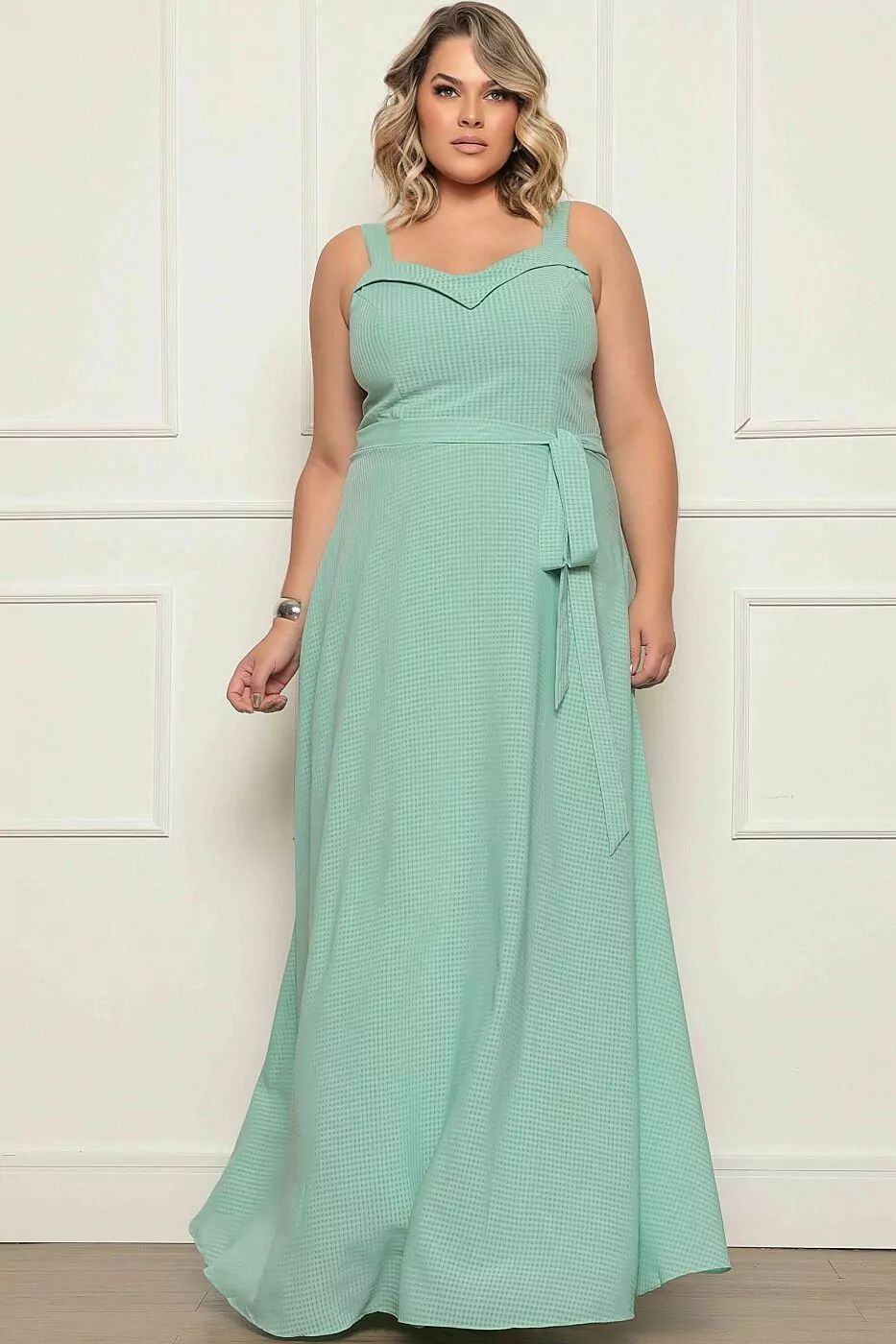 Vestido longo em Tule
