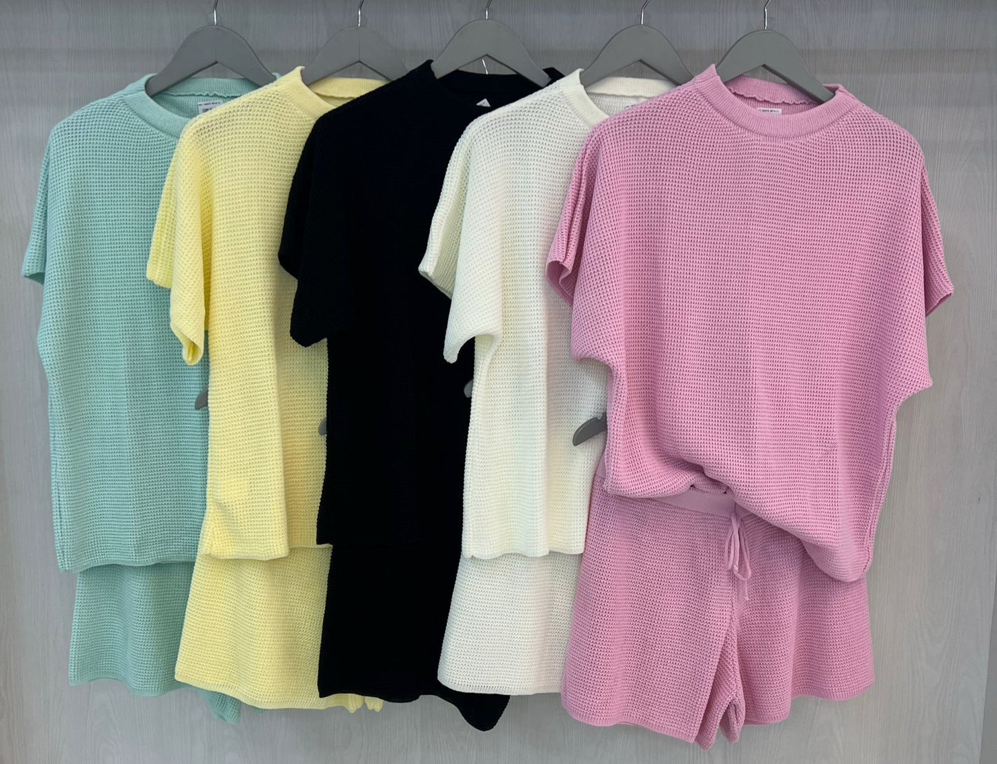 CONJUNTO EM LINHA BLUSA E SHORT